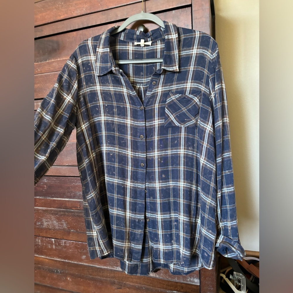 Mystree Distressed Thin Soft Button Down Blue Plaid - Size L NWOT